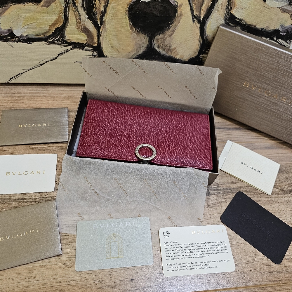 ❤️🎉HOST PICK🎉❤️BVLGARI B ZERO 1 Circle Logo Long Wallet Ruby